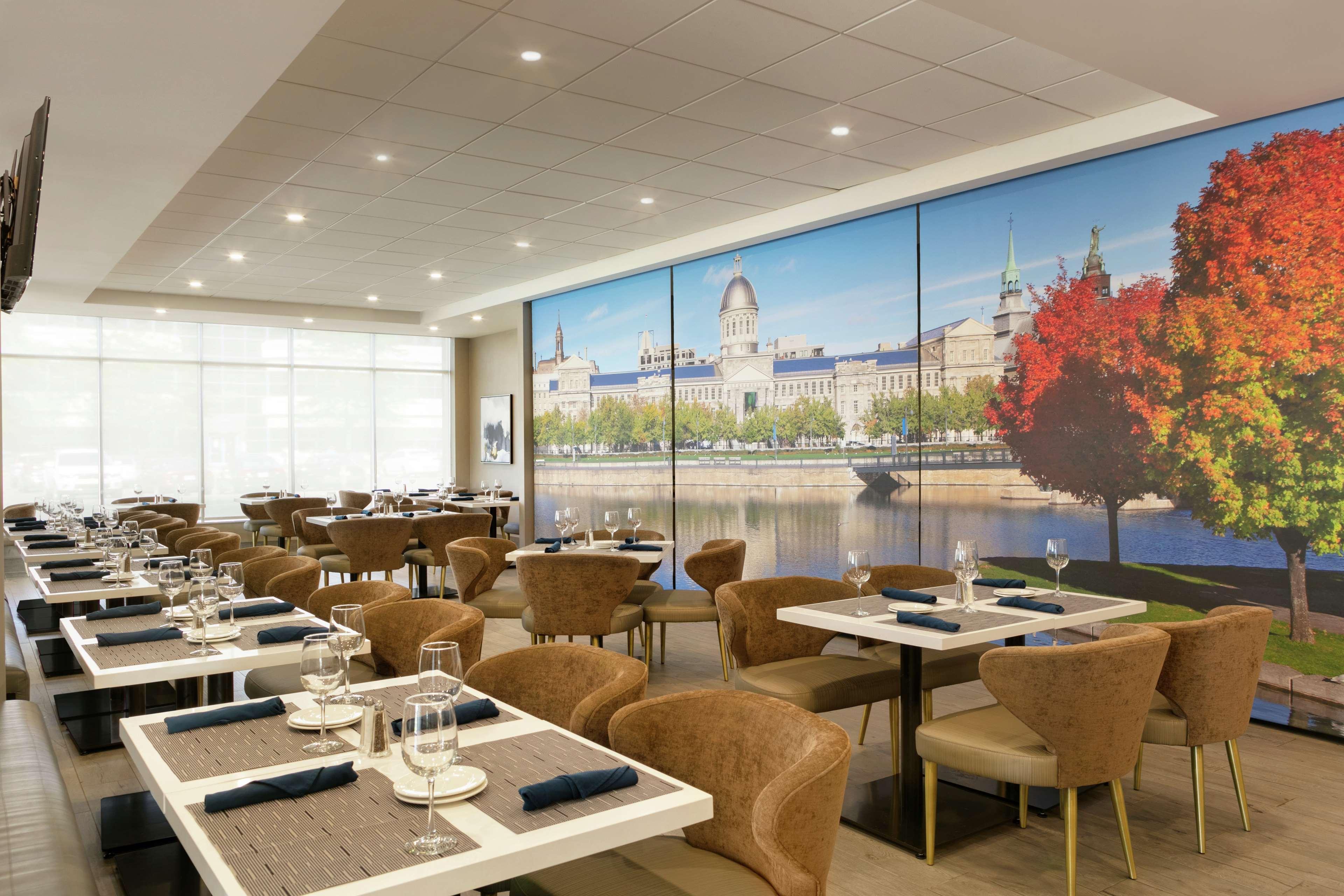 Embassy Suites By Hilton Montreal Airport Пуэнт-Клер Экстерьер фото